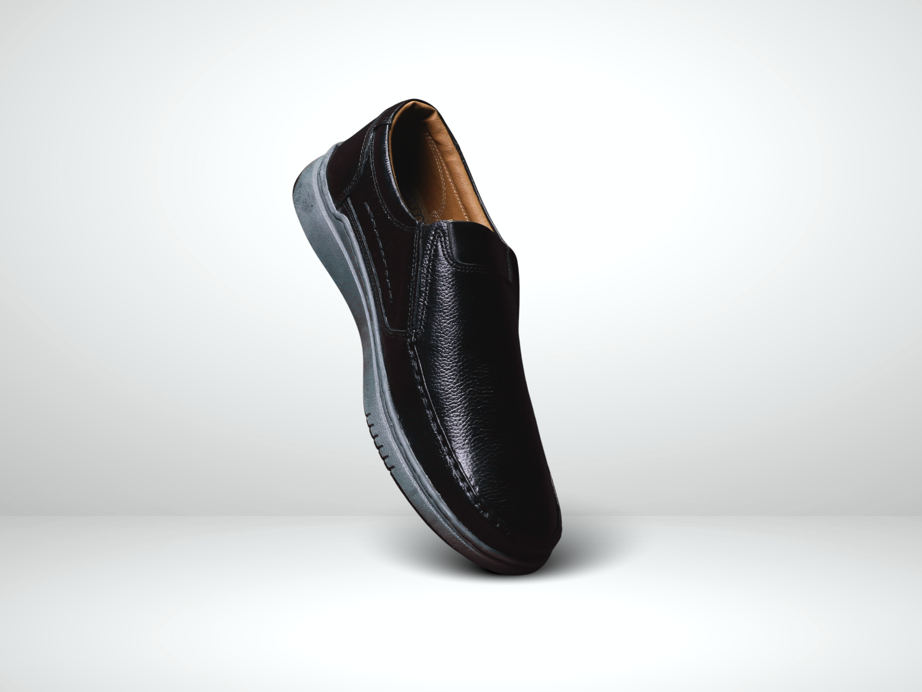 Executive Mocc  8077